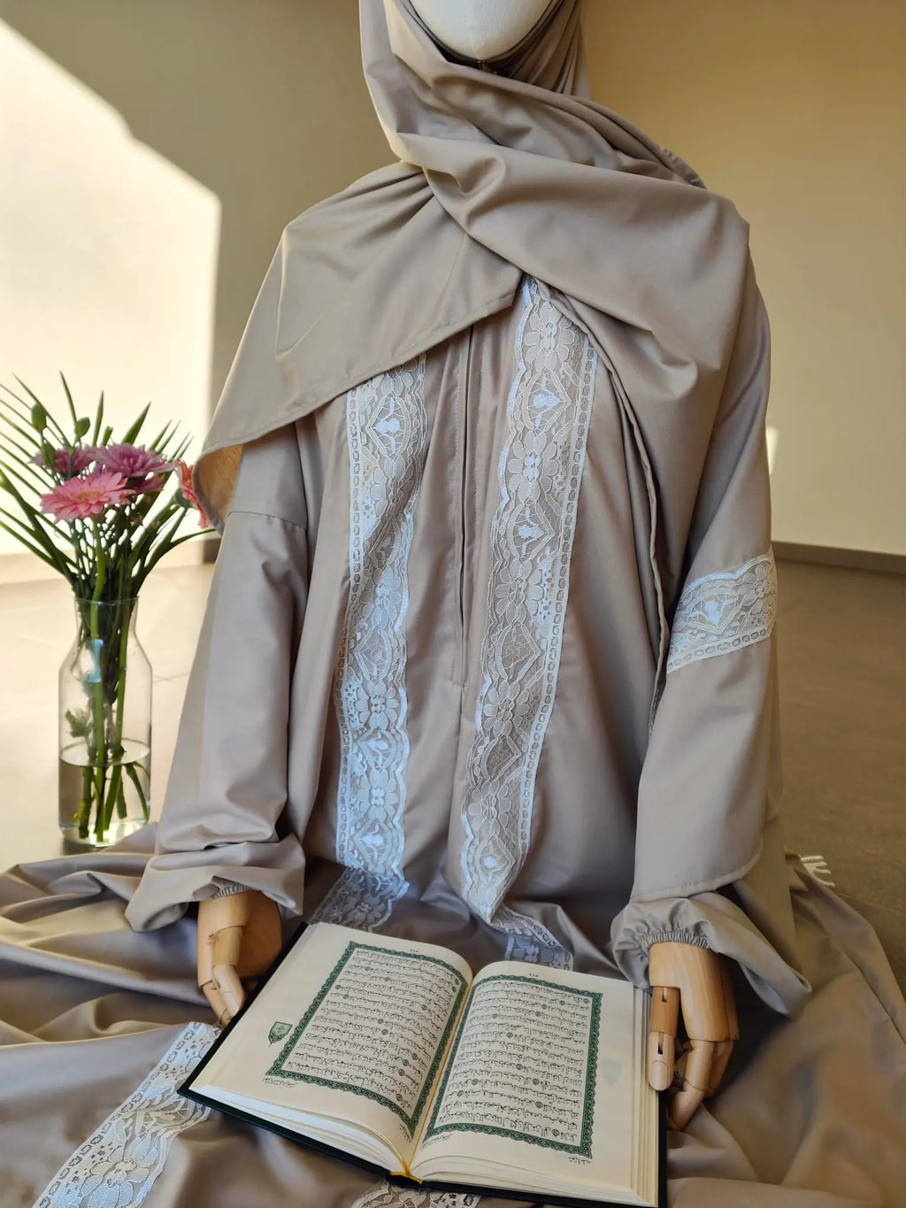Charchaf  Dentelle Madyanah